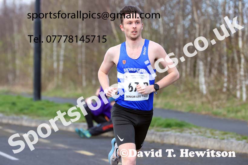 Senior mens 2024 Elswick Harriers Good Friday Relays, Newburn, Newcastle Upon Tyne  Photo: David T. Hewitson/Sports for All Pics